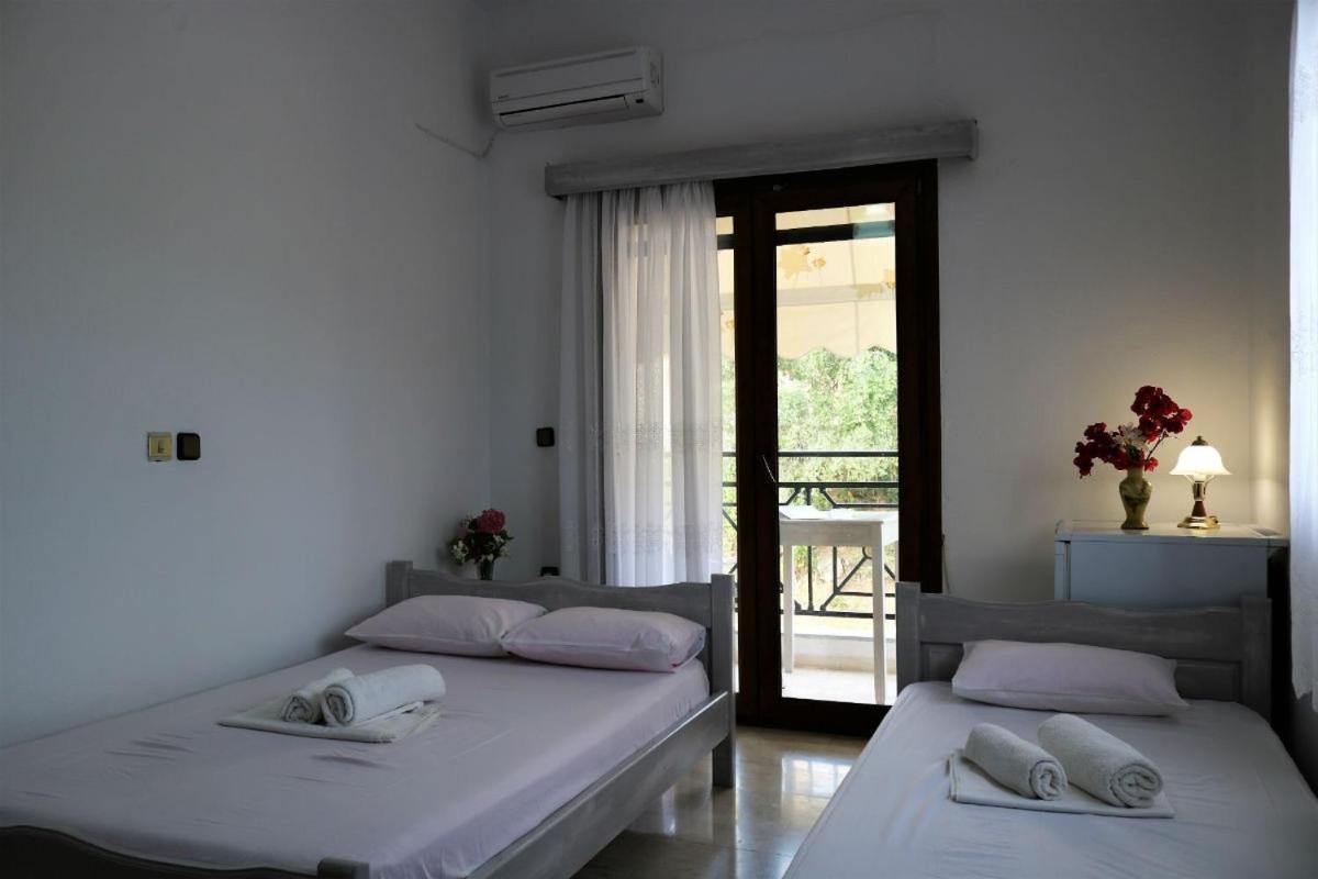Hotel Akropolis Sívota Екстериор снимка