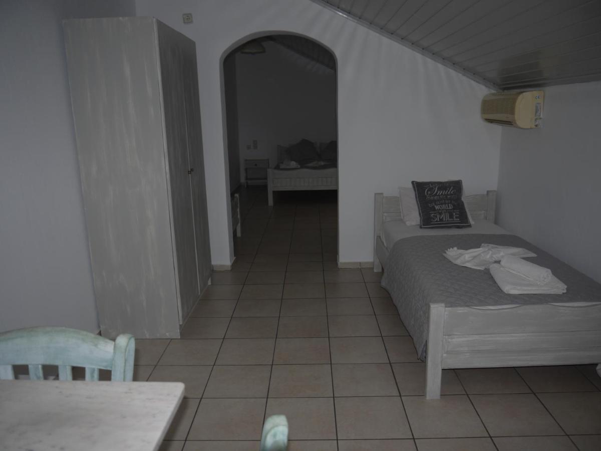 Hotel Akropolis Sívota Екстериор снимка